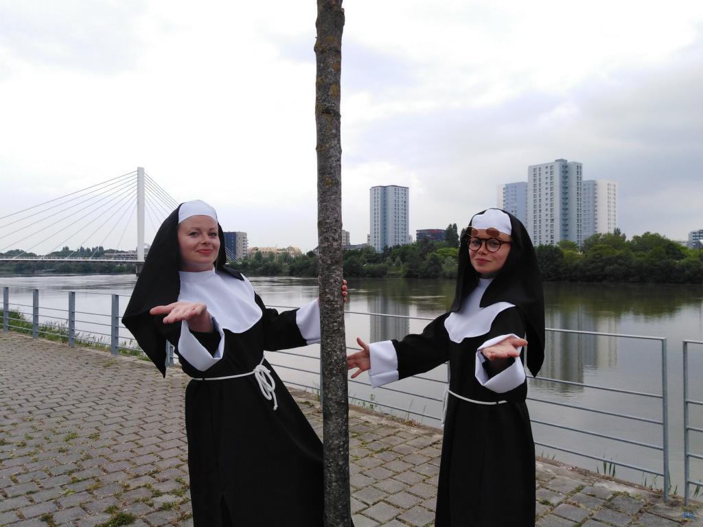 Aline et Gaelle au Barcelona express