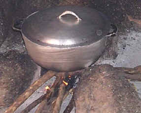 feu traditionnel en Guinée