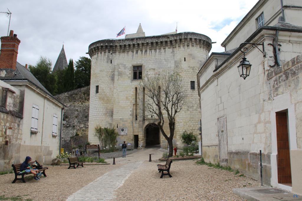 Loches